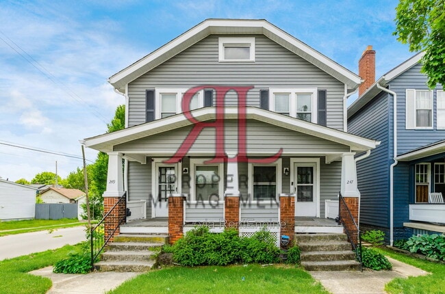 Building Photo - 247 E Jenkins Ave