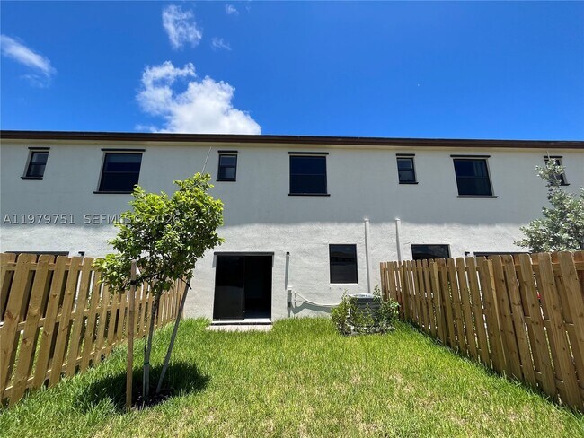 Photo - 9960 SW 228th Terrace