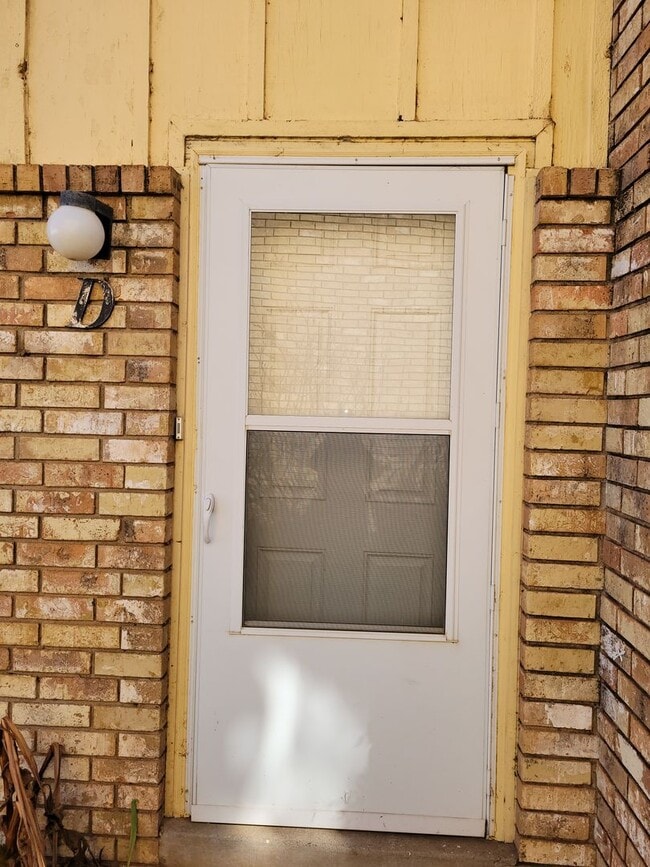 Photo - GREAT COLONIAL CONDO