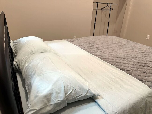 Photo - 16 Englewood Ln Unit ID1314819P