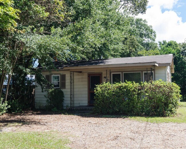 Photo - 29 Covil Ave