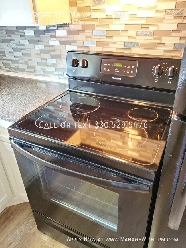 Photo - 615 Baldwin-