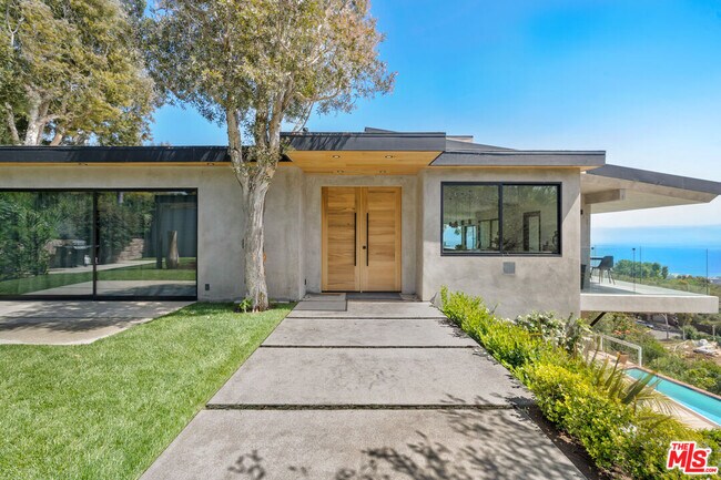 Photo - 23812 Malibu Crest Dr