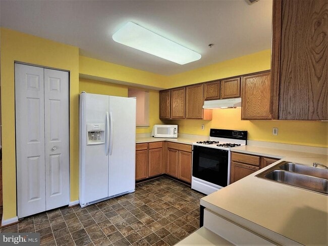 Building Photo - 6610 Buskin Ln Rental