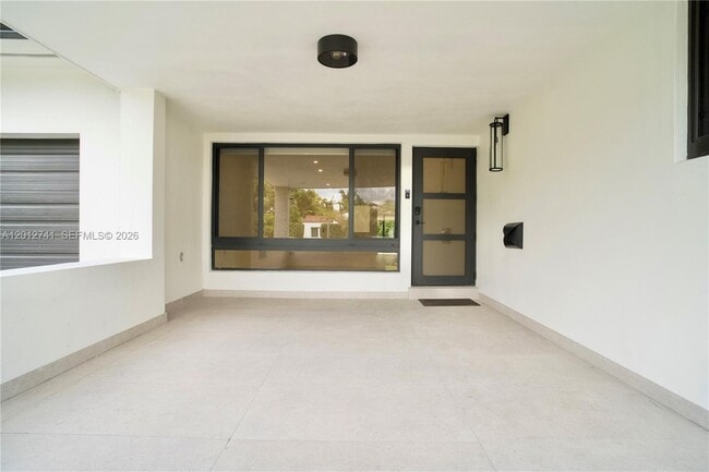 Photo - 8811 Carlyle Ave