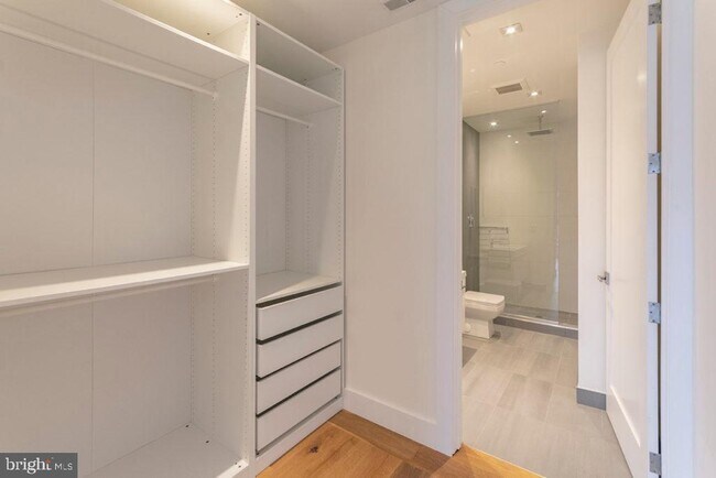 Photo - 240 N 2nd St Unit 2W