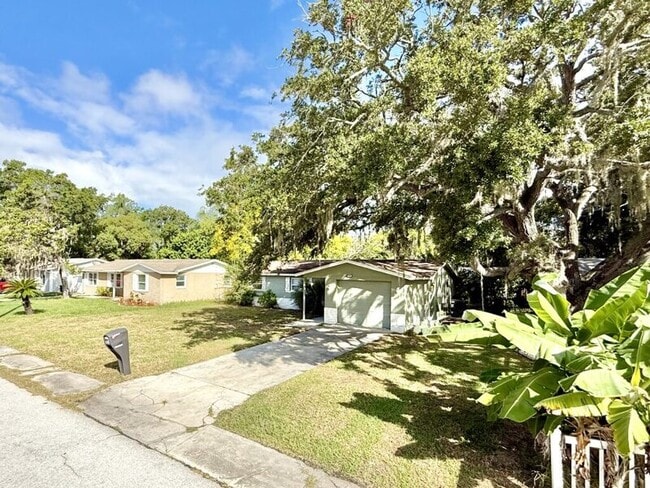 Photo - 5707 Quist Dr