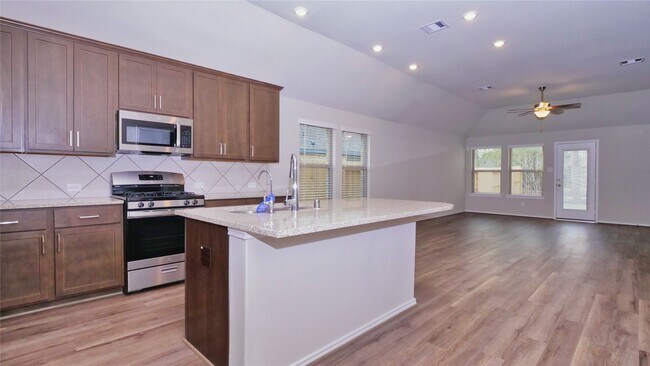 Photo - 7343 Mount Greylock Lp