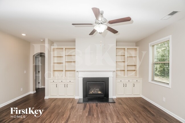 Photo - 416 Lanier Ct