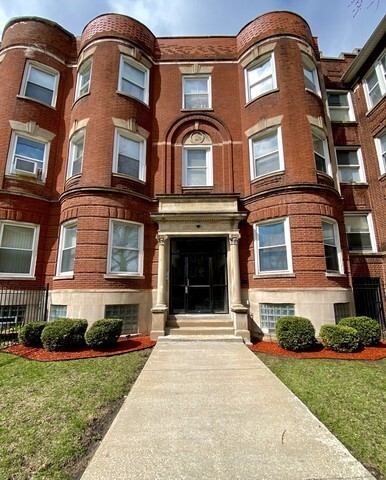 Photo - 5648 S Calumet Ave House