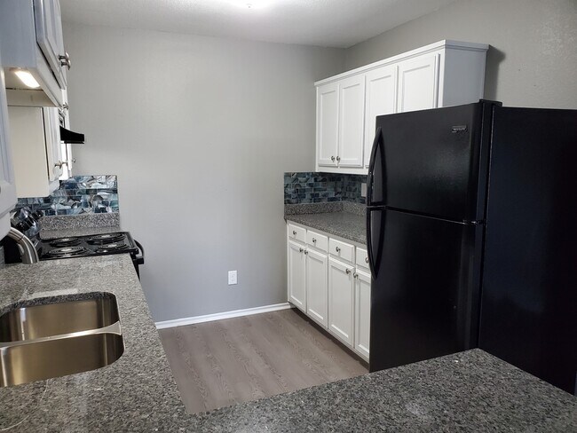 Photo - Alvord Apartments