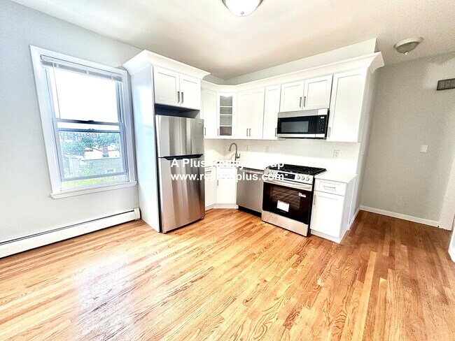 Photo - 5 Buckley Ave Unidad 3