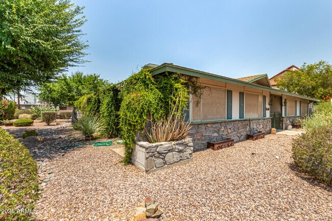 Photo - 3540 E Montecito Ave Unit 1