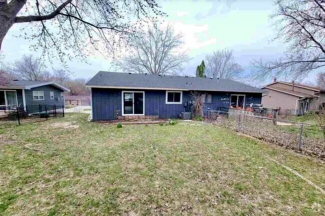 Building Photo - 1451 Westview Dr Rental