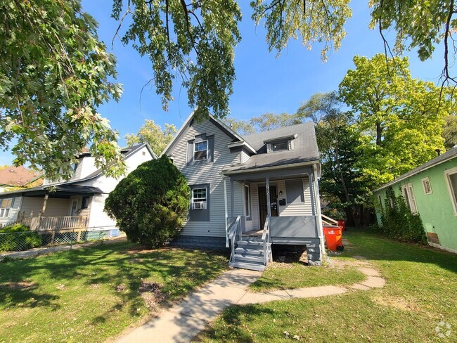 Building Photo - 785 Colfax Ave Unit 2 (Upper) Rental