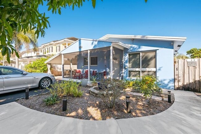 Photo - 415 SW 16th St