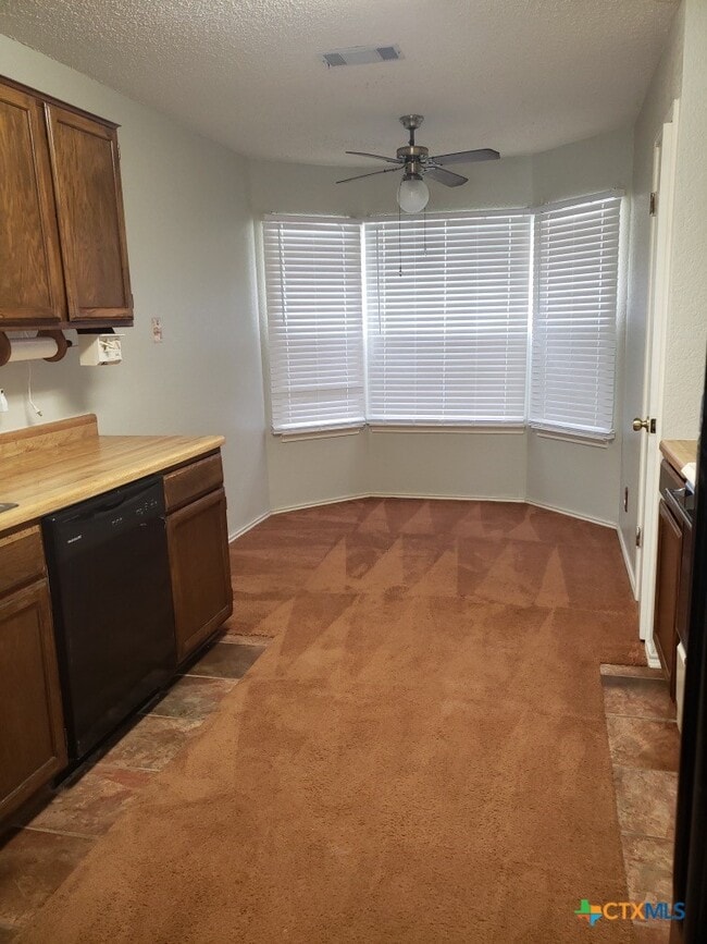 Photo - 2102 Cascade Dr