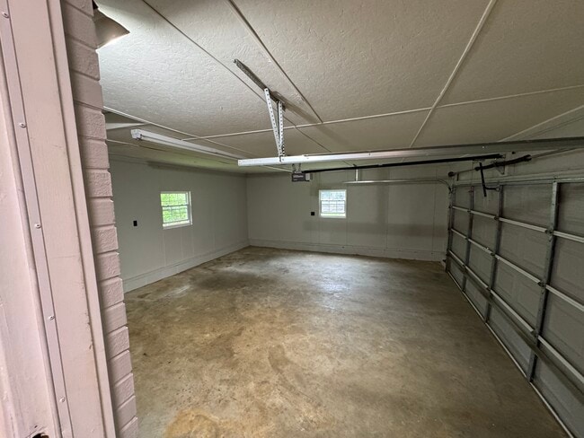 19 Elk Dr