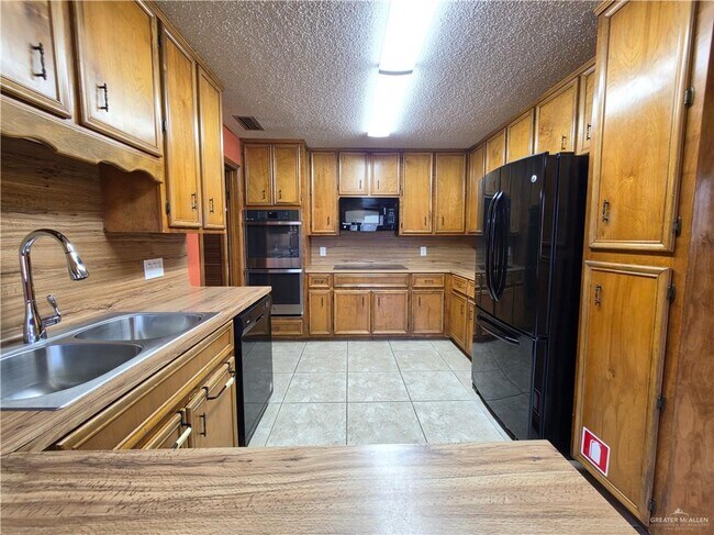 Photo - 21 3rd N St