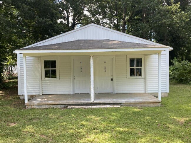 1513 Wendell Avenue Unit B - 1513 Wendell Avenue Unit B