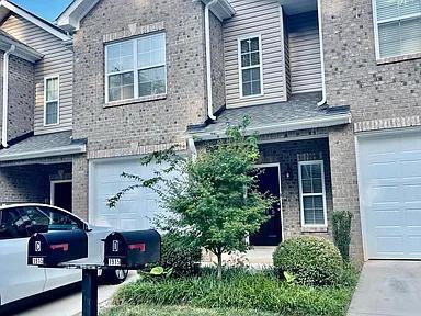 Building Photo - 1915 Fleming Rd