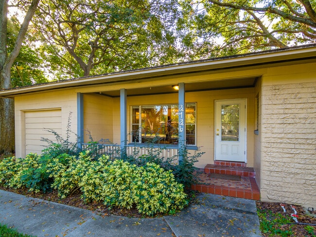 Photo - 3136 W EUCLID AVE N