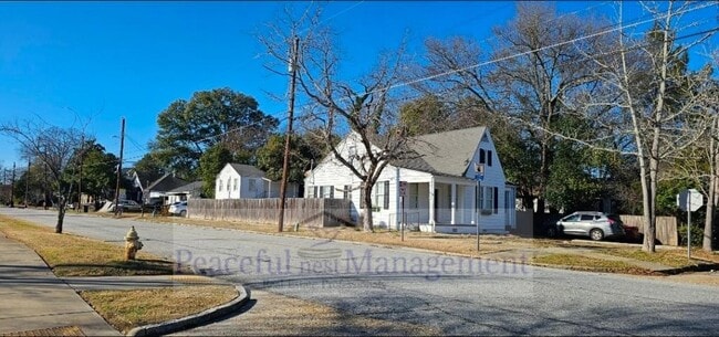 Building Photo - 2901 Peabody Ave