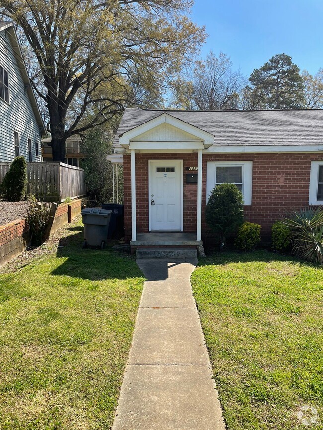 Building Photo - 1927 Merriman Ave Rental