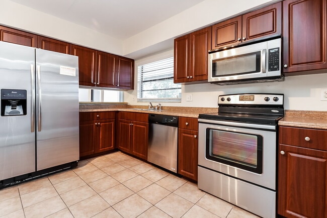 Photo - 10375 Chadbourne Dr