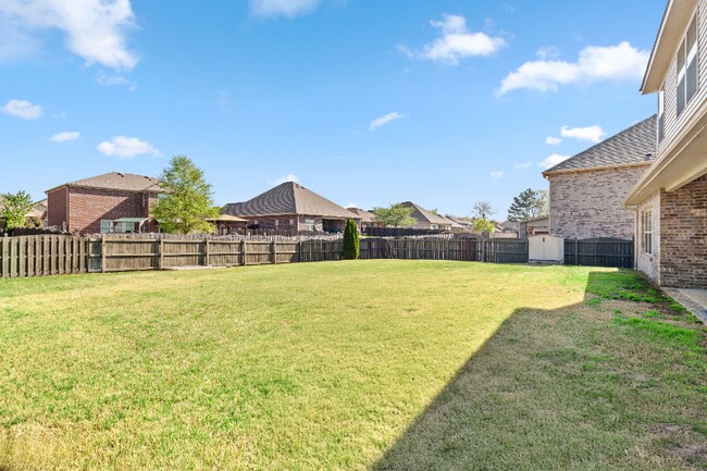 Photo - 11006 Thorne Dr