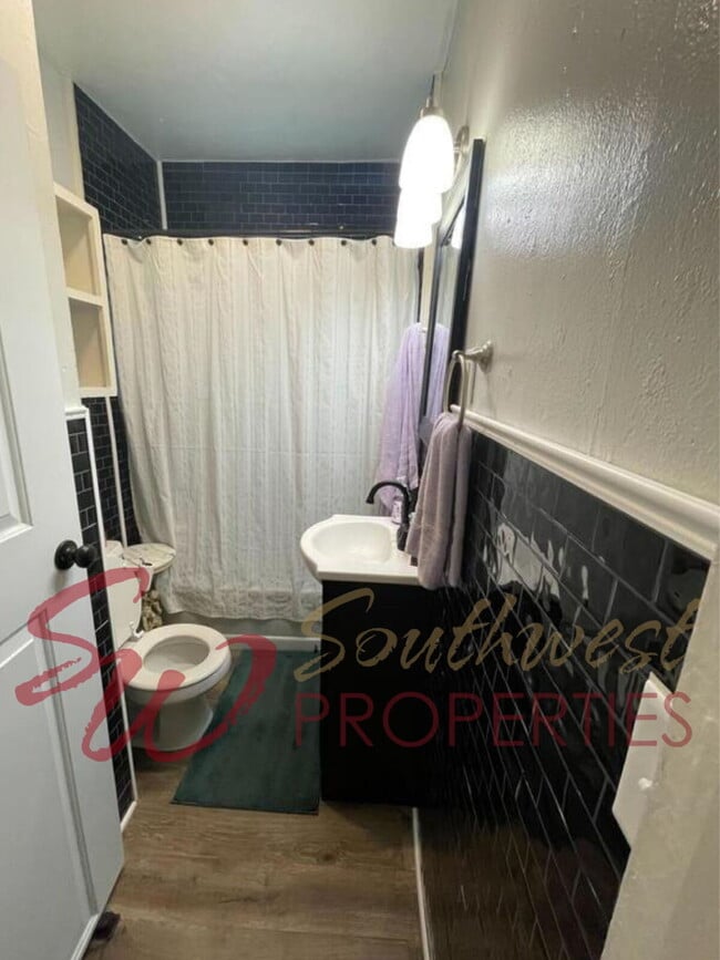 Photo - Your own private 1 bedroom oasis!