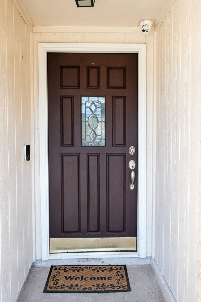 2022 Crosscoach Ln
