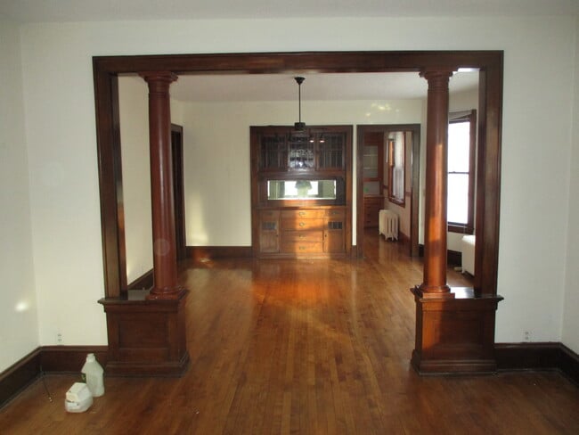 Photo - 3227 29th Ave S