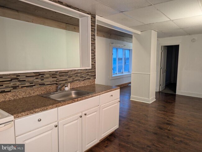 Photo - 25 Washington Ave Unit D