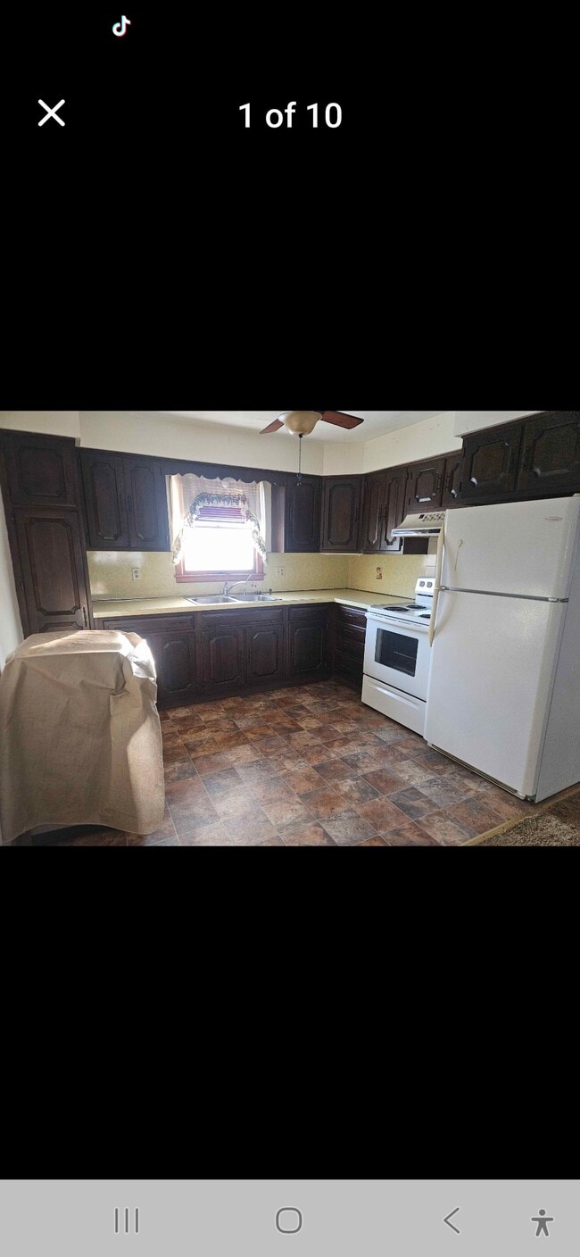 Building Photo - 317 Norton Ave Unit Ray Saddlemire