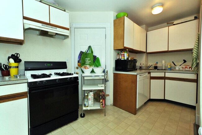 Photo - 44 Linden St Unidad 4