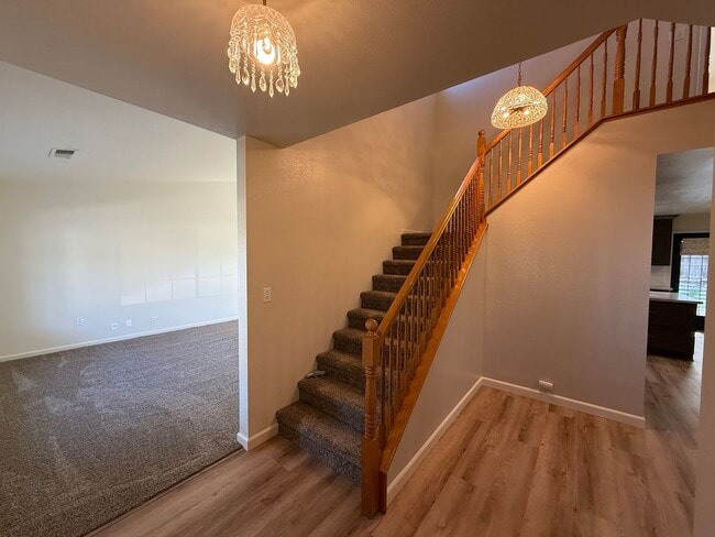 Photo - Nicely updated 4-bedroom in Oakdale!