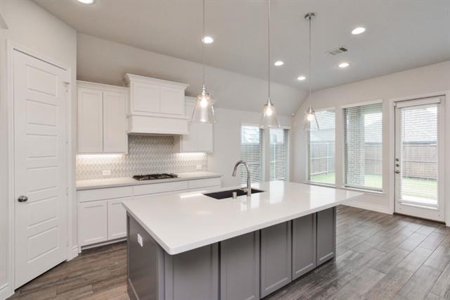 Photo - 1427 Daisy Corner Dr