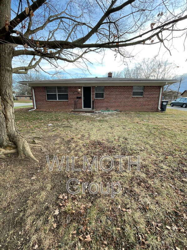 Building Photo - 622 Brewer Pl