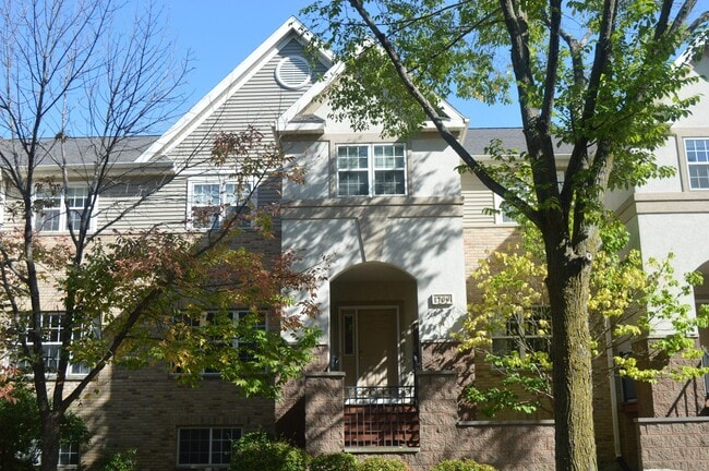 Photo - 1709 Carns Dr