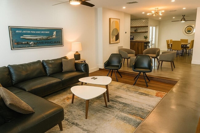 Photo - 3530 NE 13th Ave Unit ID1239382P