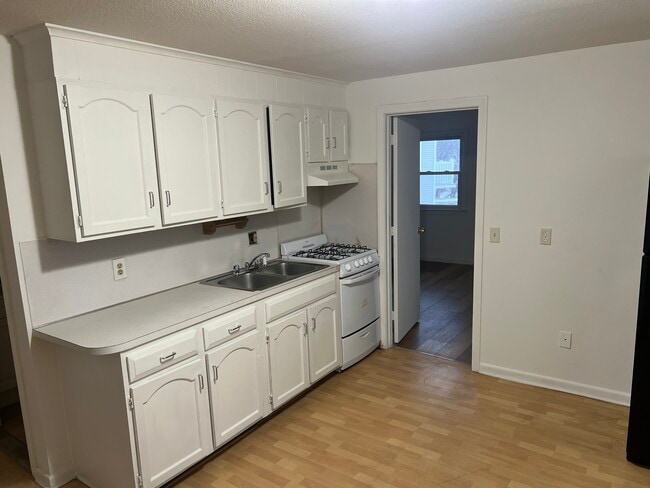 Photo - 91 Lock Street Unit AptC