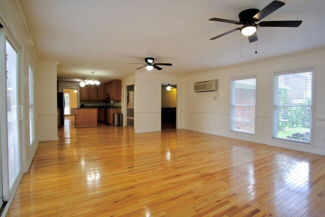 1978 Penrose Dr