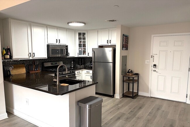 Photo - 4315 Park Ave