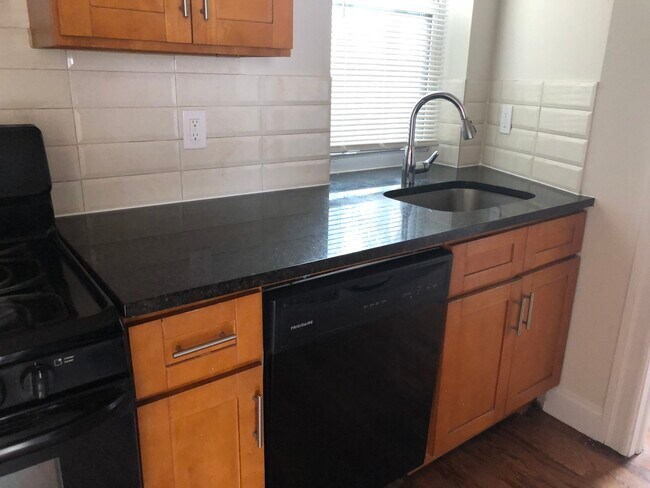 Photo - 251 Beacon Ave Unit 2