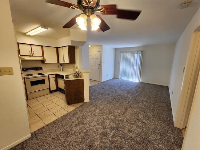 Photo - 2626 Holly Hall St Unit 408