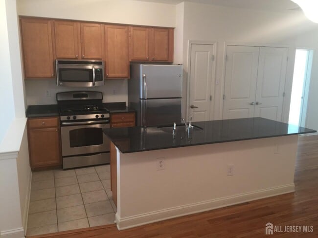 Photo - 143 Gawron Ct