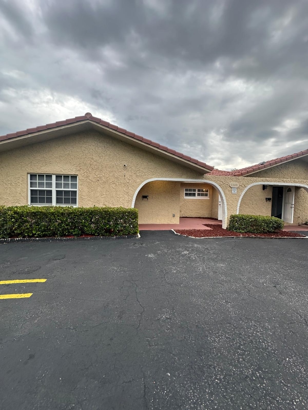 Building Photo - 11171 NW 39th St Unit A Rental