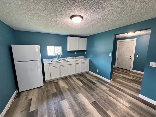 Photo - Cute 2 bedroom house in Rock Island