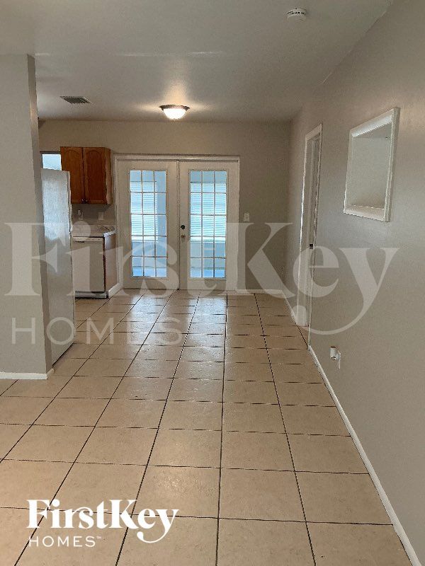 Photo - 1633 Hayworth Rd